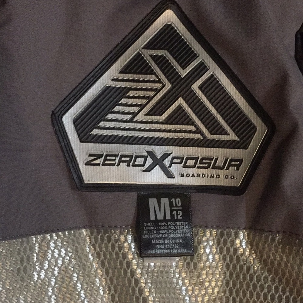 SOLD Boys' Zero Xposur Hooded Winter Jacket - Picture 5 of 6